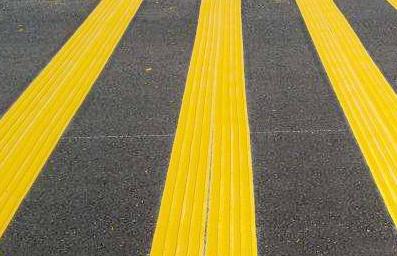 這8種不同顏色、形態(tài)的道路交通標(biāo)線，有什么作用呢？